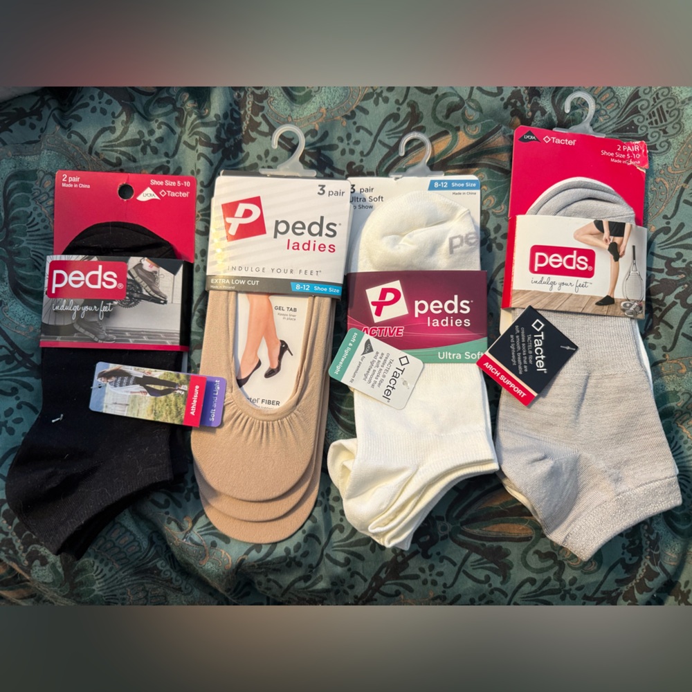 Woman’s PEDS No-Show and Ankle socks - Black, White, and Tan Assortment - Picture 2 of 2